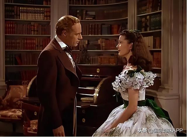 飘的作者及作品简介，飘的作者及作品简介读后感（人们走在路上没有同伴就只能学会坚强）