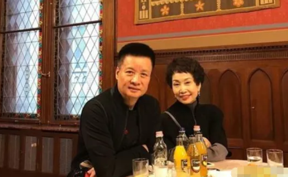 阎维文的家庭故事，阎维文：陪妻子抗癌34年