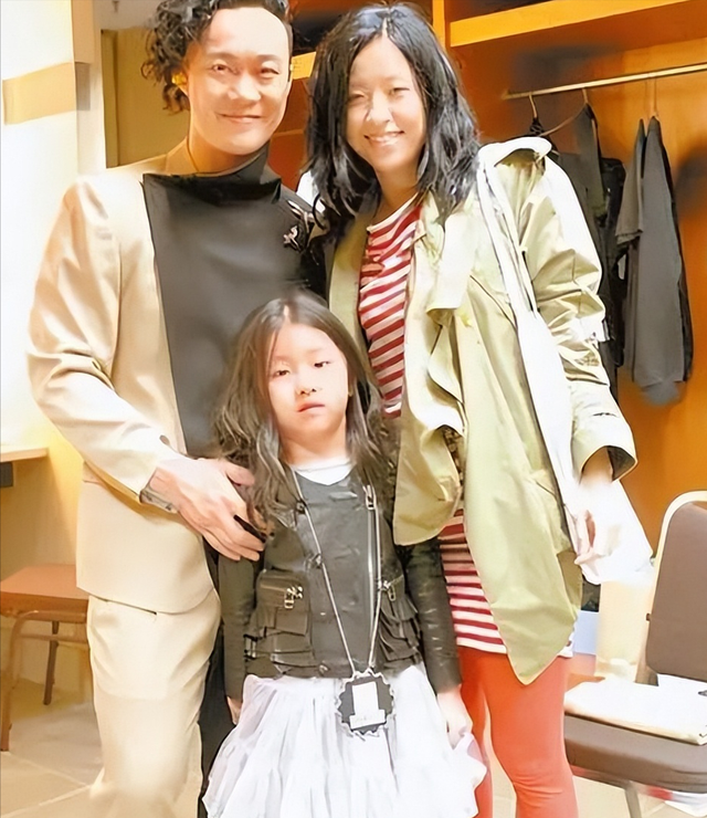 陈康堤和谢振轩，陈康堤怎么读（著名歌手陈奕迅：父亲锒铛入狱）