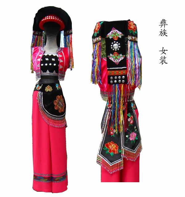 凉山彝族传统服装，中国传统服饰之彝族服饰
