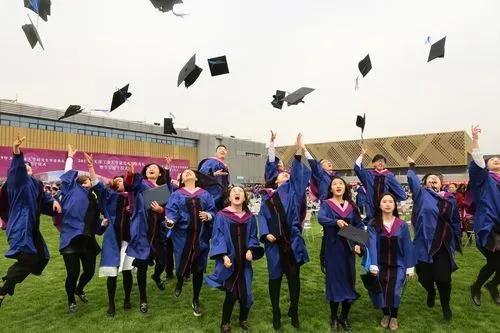 肄业是什么意思，结业是什么意思与毕业有什么区别（毕业结业肄业什么区别）