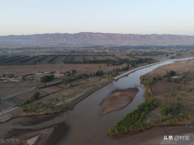 农村基础设施建设，农村基础设施应该怎么建设（全面启动农业基础设施建设）