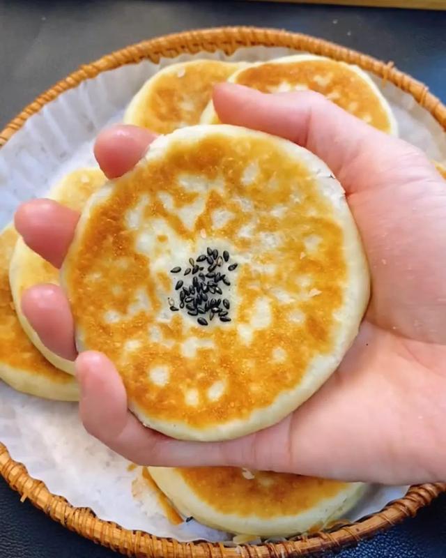 豆沙酥饼正宗做法，豆沙酥饼这样做