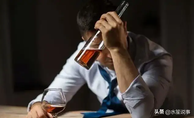 你喝醉后干过最奇葩的事是什么？