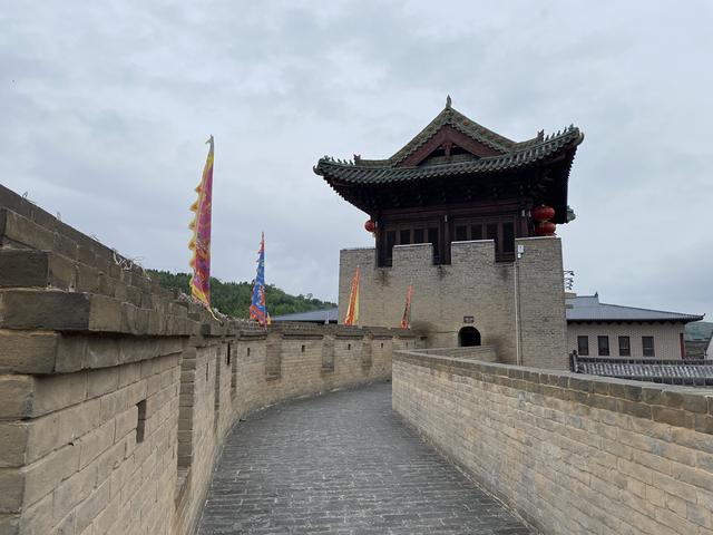 山西历史古城介绍，庭院深深中透着富华