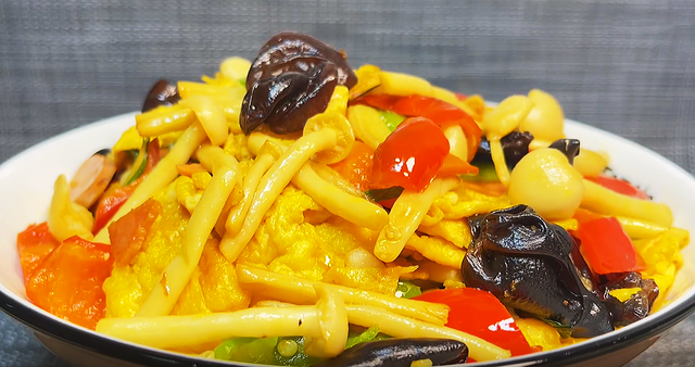 蘑菇种类大全，蘑菇的分类有哪些（我家常吃的5种菌菇）