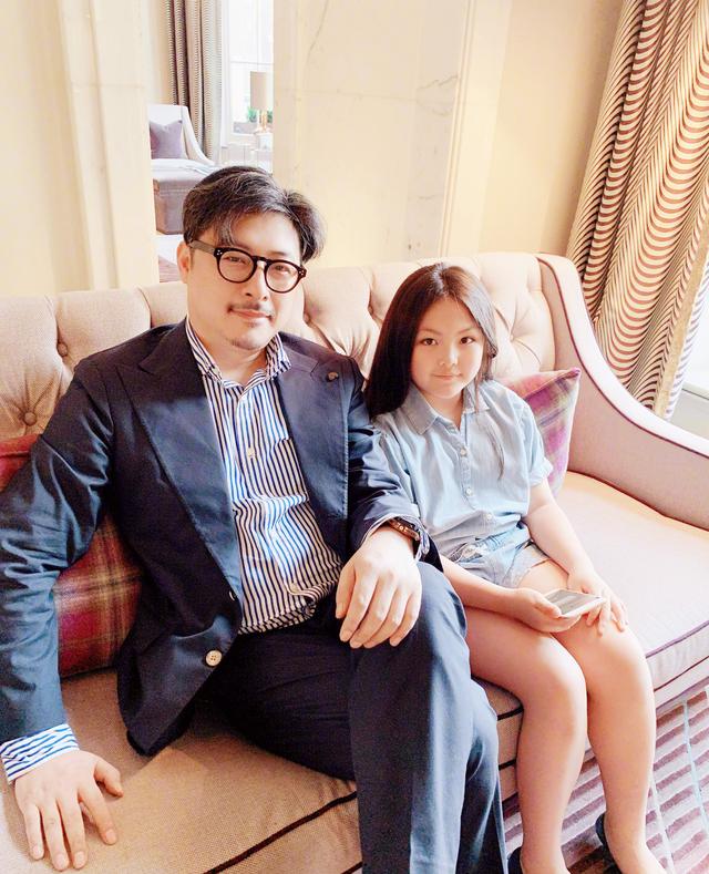 李湘与李厚霖离婚16年：她再婚后又离婚，他为何至今单身？
