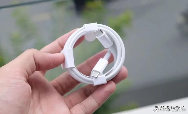 平板充不进电是什么原因，苹果平板充不进电怎么回事（ipad充不进去电一定是电池坏了）