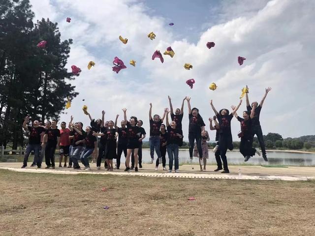 拓展训练队名口号，拓展训练队名口号创意（天目湖同学会之户外拓展-告别）