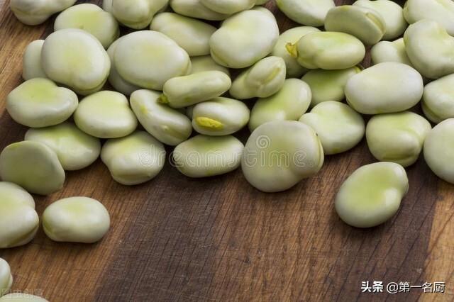 五香蚕豆的做法大全，五香蚕豆的制作过程（吃过2种的都是老酒鬼）