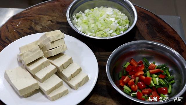 蛋黄豆腐做法介绍，蛋黄豆腐（分享5种豆腐最好吃做法）