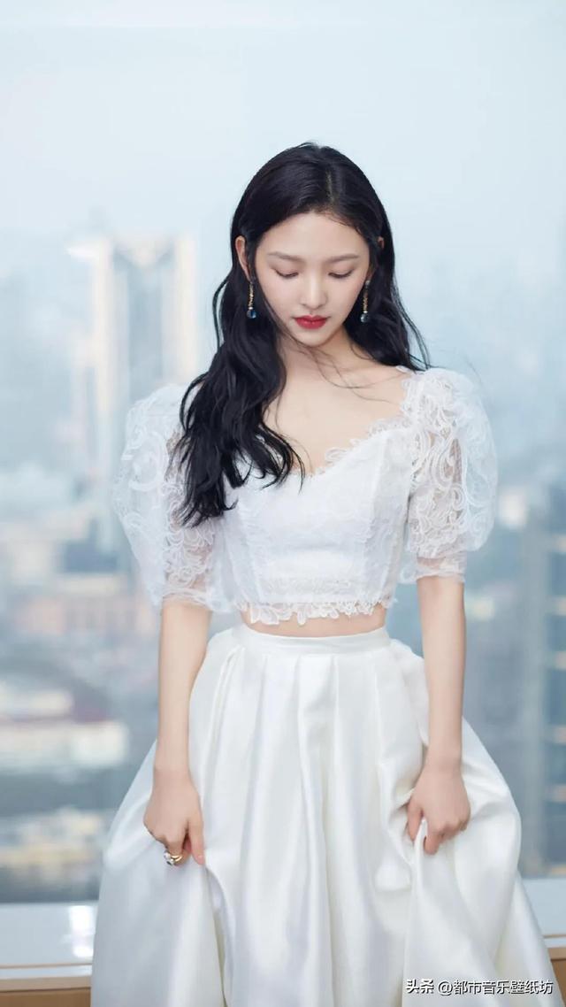 章若楠个人资料，章若楠个人资料体重（章若楠高清性感写真）