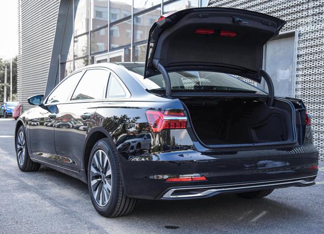 奥迪a系列最值得买的车，但最终还是选了奥迪A6L