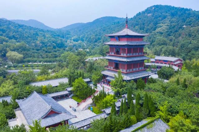 山东威海旅游景点，山东威海风景区（这些好看的好玩的好嗨的…统统给你）