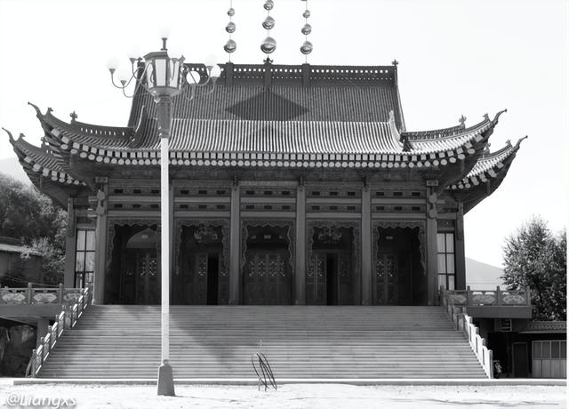 民族的主要特征是什么，民族特征属于什么（但你知道他们最具特色的建筑特色是什么吗）