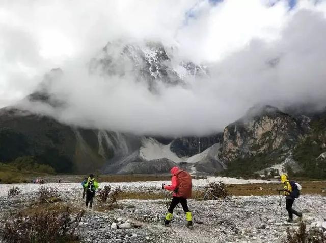 中国有几大高原，我国四大高原面积最大的是什么（高原反应基本常识，你知道多少）