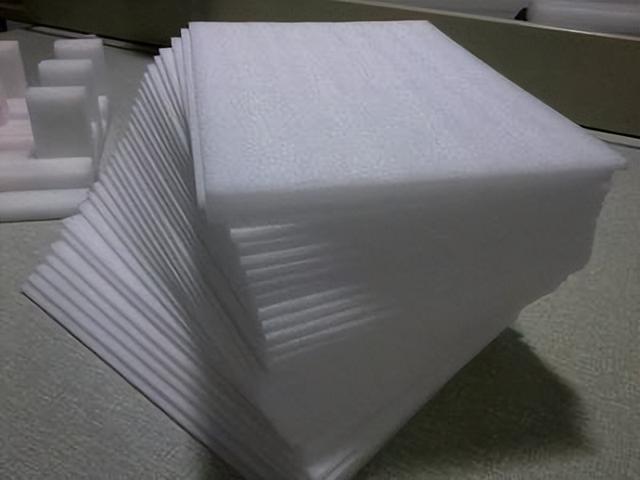 epe珍珠棉是什么材质、有毒吗，epe珍珠棉厚度如何确定（防震包装材料EPE珍珠棉）