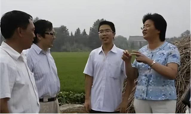 东南大学土木工程，东南大学和天津大学土木工程哪个好（古文奇才王云飞）