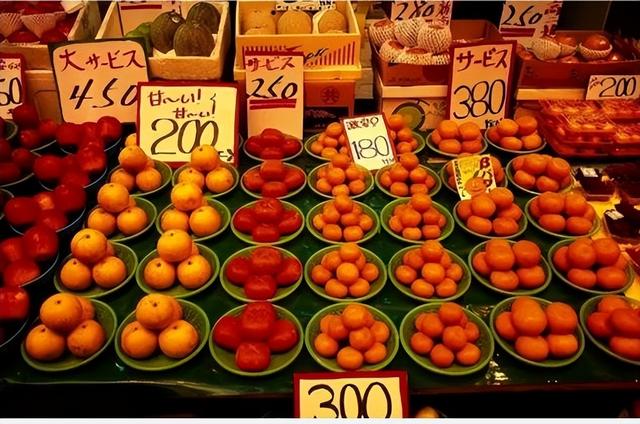 成都房贷可还到90岁，成都房贷可以贷多少年?最多到多少岁（日本老人的今天会是我们的明天吗）