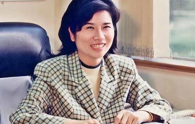 董明珠结了几次婚，董明珠结了几次婚八字（商界“铁娘子”为何不再婚）