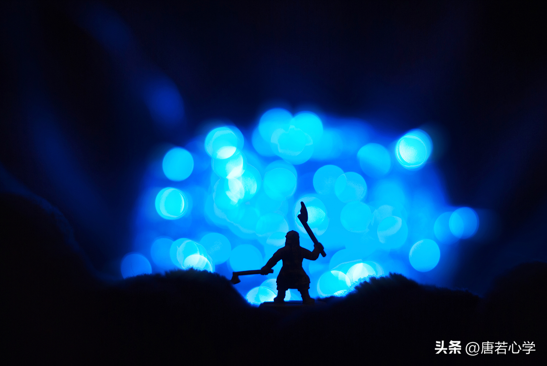 如何自律提升自己，如何提高自律能力（自律的本质是自我价值的实现）