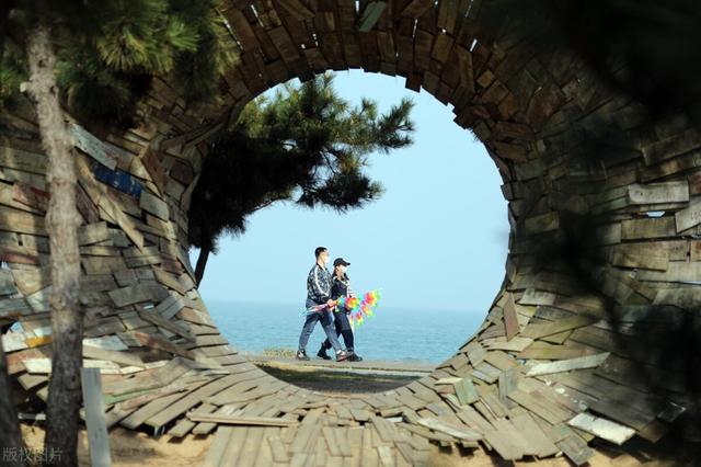 不要让人可怜你，越可怜越自卑！。。。，要不要可怜别人（不要把别人对你的好当成理所当然图片）