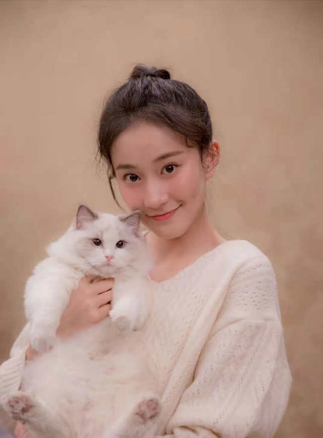 体坛女神张豆豆，能吊打娱乐圈当红小花吗