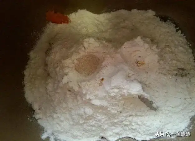 发面如何把握放酵母的量？