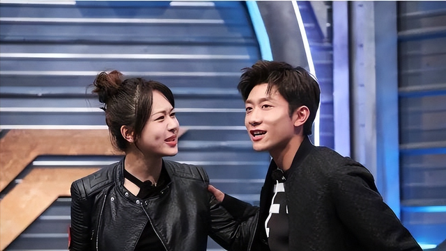 杨紫张一山宣布恋情，杨紫张一山宣布恋情 新闻（从冤家姐弟到国民CP,青梅竹马18年,张一山和杨紫为何没有成恋人）