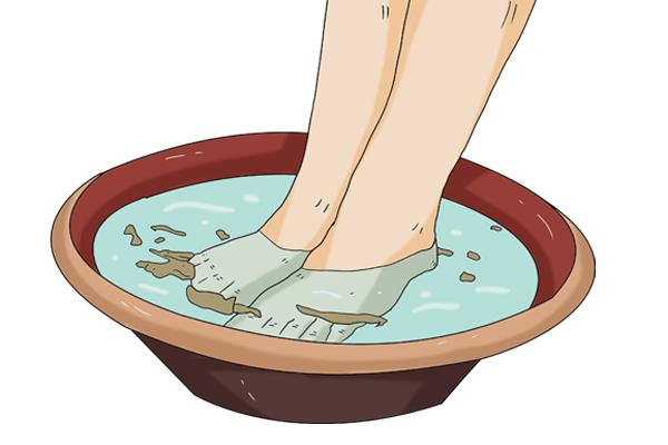 泡脚对皮肤有好处吗，每天泡脚对皮肤有好处吗（经常泡脚身体会发生什么变化）