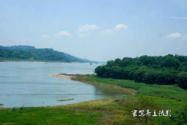 5612次列车，5612次列车时刻表（一路风景优美票价便宜车厢里却空荡荡）