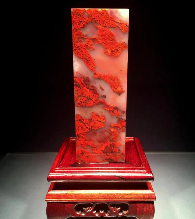 玉石的种类及特点，玉石的种类和特点（中国玉石大全<下>）