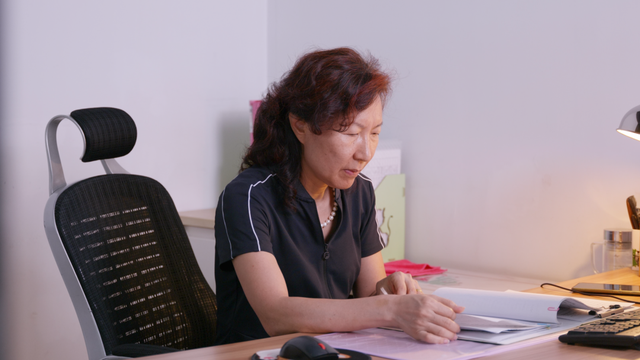 珍惜时间的名人小故事，珍惜时间的名人小故事名字（东鹏50周年·人物故事）