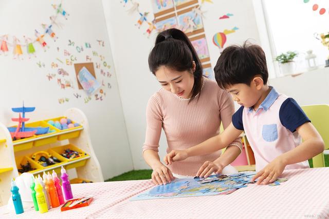 学前教育专业就业前景，学前教育专业就业前景怎么样（幼师专业未来发展前景如何）