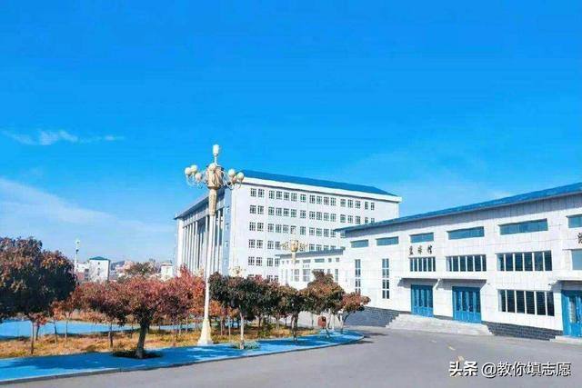 辽宁商贸职业学院，辽宁商贸职业学院怎么样（辽宁财贸学院除了名字好听）