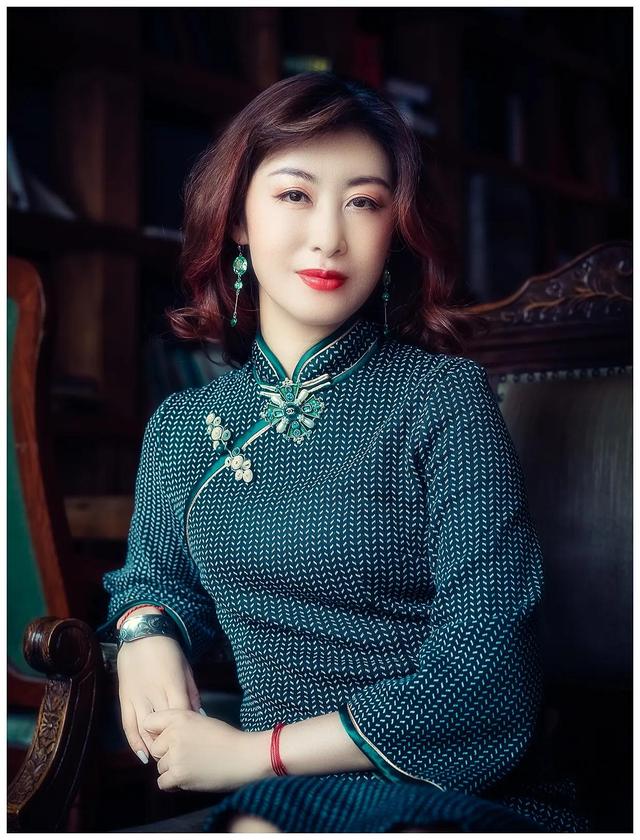 表情控制技巧，人像摄影中如何控制模特的表情