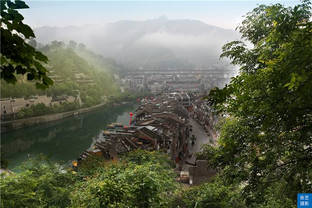 东方威尼斯是哪个城市，世界上最长的首都名字是哪个城市（贵州镇远端午节热闹非凡）