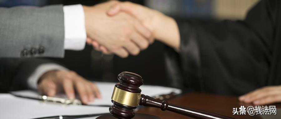 劳动仲裁有免费的律师吗（劳动仲裁要收费吗）