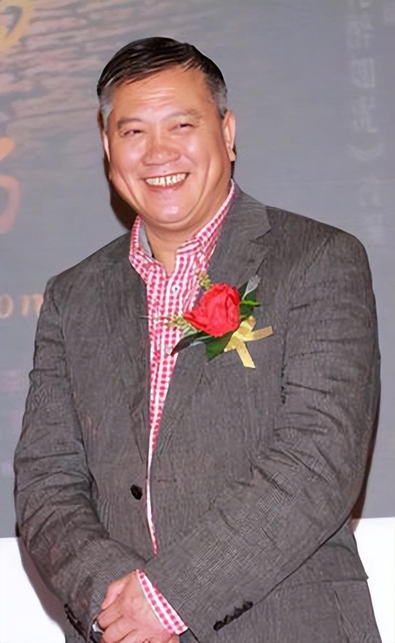 "洛阳女婿"万梓良:与恬妮离婚26年,如今两人命运差异大