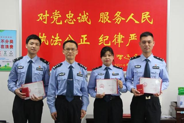 匡扶正义　除暴安良，除暴安良不畏艰险（展青春风采·建“心和”警营——董家段公安开展青年民警座谈会）