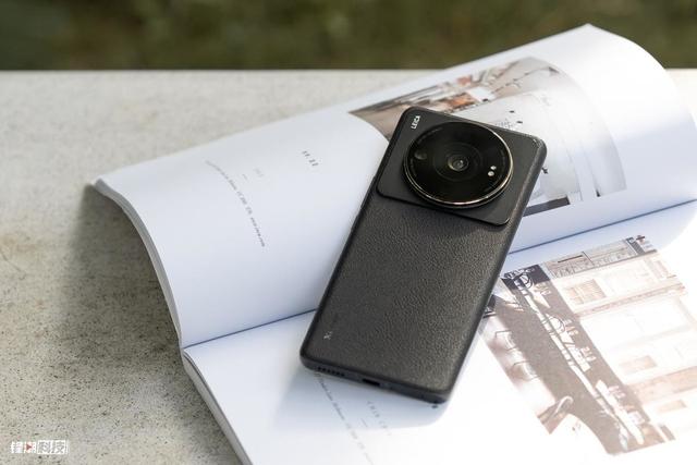 小米手机怎么设置屏幕亮度时间，小米手机怎么设置屏幕亮屏时间（徕卡助力影像巅峰旗舰）