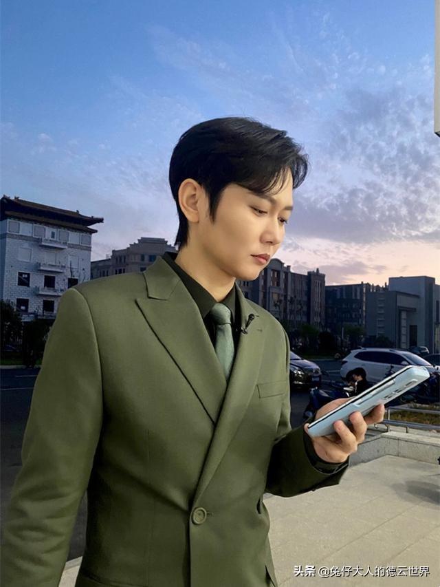 感谢师父简短的话语，感谢师父简短的话语6个字（德云社孟鹤堂深夜发文）