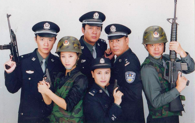 花火的演员是谁，花火演员表介绍剧情（今在《夜·花火》中演男一号）