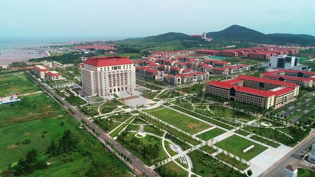 山东大学龙山校区，山东大学有几个校区及校区地址（济南要加快建设山东大学龙山校区）