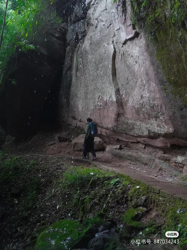 五一周边游玩景点，五一周边游玩景点大全贵州（成都周边12条小众徒步线路）