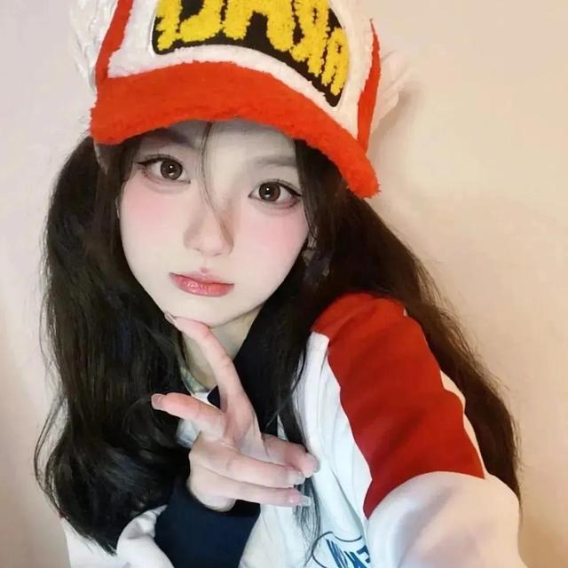 女头/ins纯欲风，微信头像，女头/ins纯欲风（女头/纯欲/捧花/风华正茂当然要落落大方）