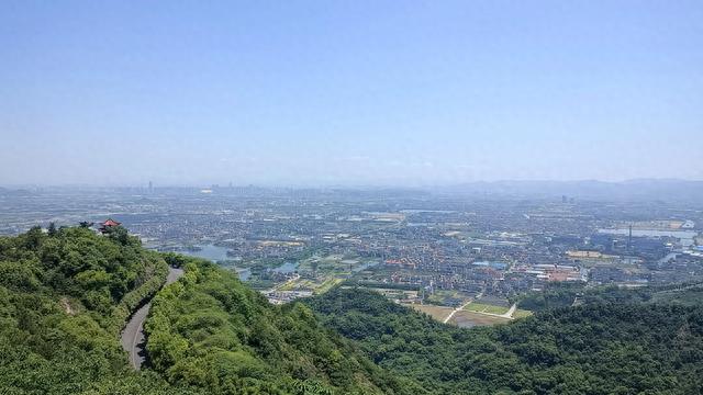 周末打卡杭州萧山瓜沥航坞山及山顶白龙寺