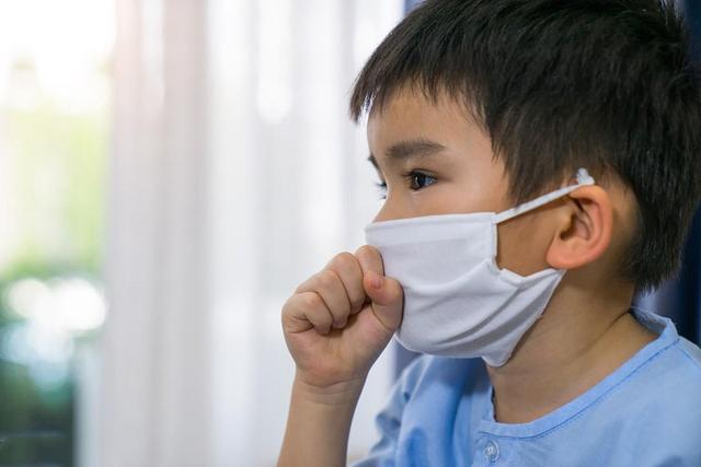 宝宝干咳怎么办，孩子干咳有什么好办法解决（4道辅食润肺又止咳）