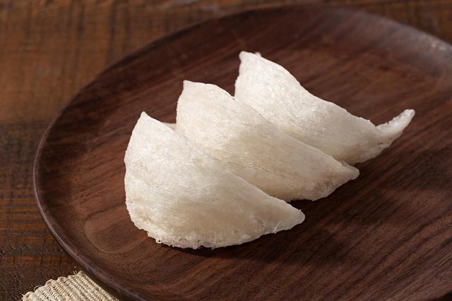 燕窝的价格，燕窝的价格表（贵的一斤卖2万6,两个儿子不愿意学,手艺即将失传）