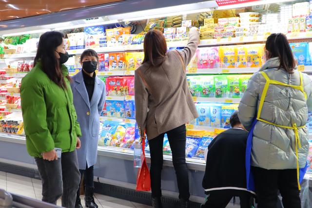 长沙万家丽免税店在哪里，网红长沙城，魅力万家丽